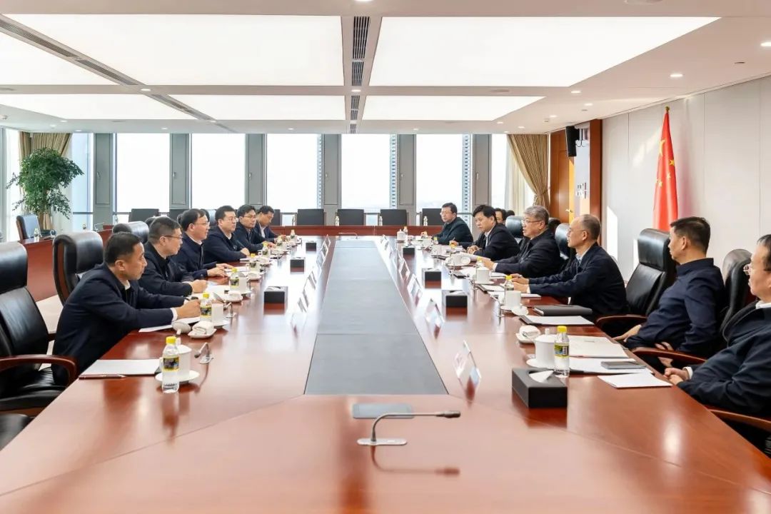 國(guó)家能源集團(tuán)黨組書記、董事長(zhǎng)劉國(guó)躍與中國(guó)大唐黨組副書記、總經(jīng)理張傳江會(huì)談