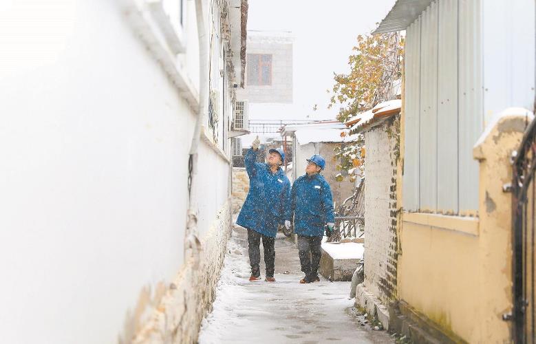 國網(wǎng)山東電力積極應(yīng)對(duì)寒潮雨雪保障供電