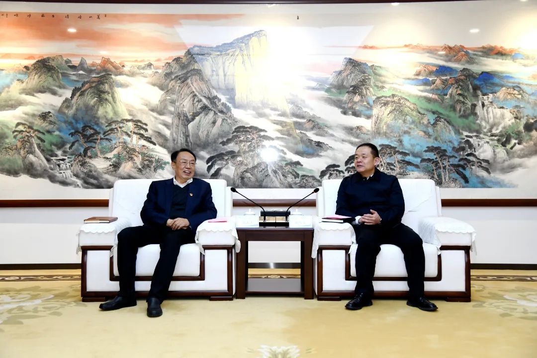 中國西電黨委書記、董事長趙永志會見大唐陜西發(fā)電有限公司黨委書記、董事長陳偉慶