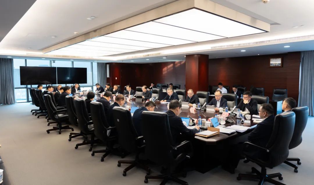 中國華電黨組傳達學習習近平總書記近期重要講話和重要指示精神、上級重要會議精神