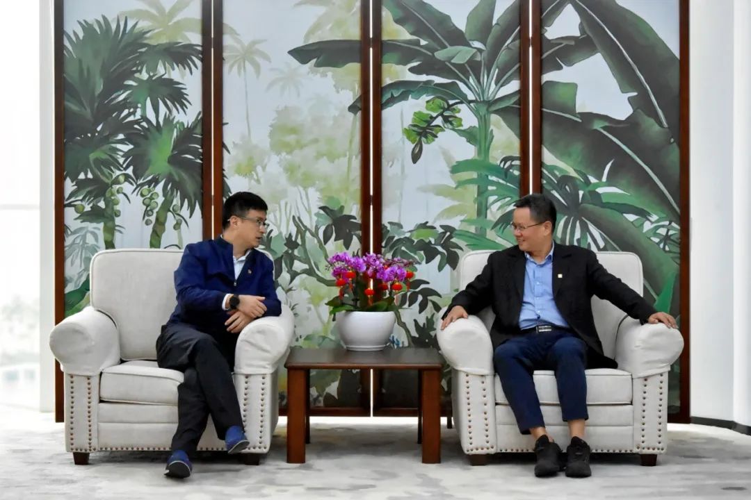 國電投海南公司黨委副書記、總經(jīng)理劉波濤拜訪大唐海南公司黨委書記、董事長王俊啟