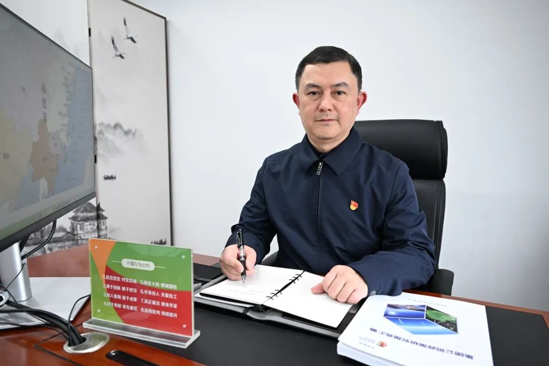 涂宇：肩負(fù)責(zé)任擔(dān)當(dāng) 奮斗實現(xiàn)夢想