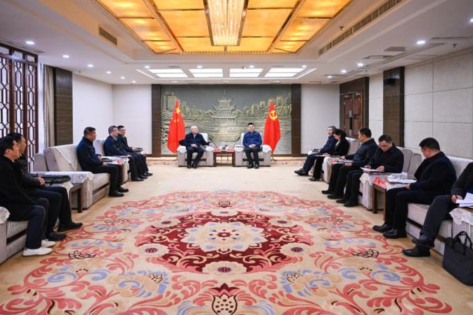 貴陽市領(lǐng)導(dǎo)會(huì)見中國節(jié)能環(huán)保集團(tuán)有限公司黨委常委、總會(huì)計(jì)師朱慶鋒一行