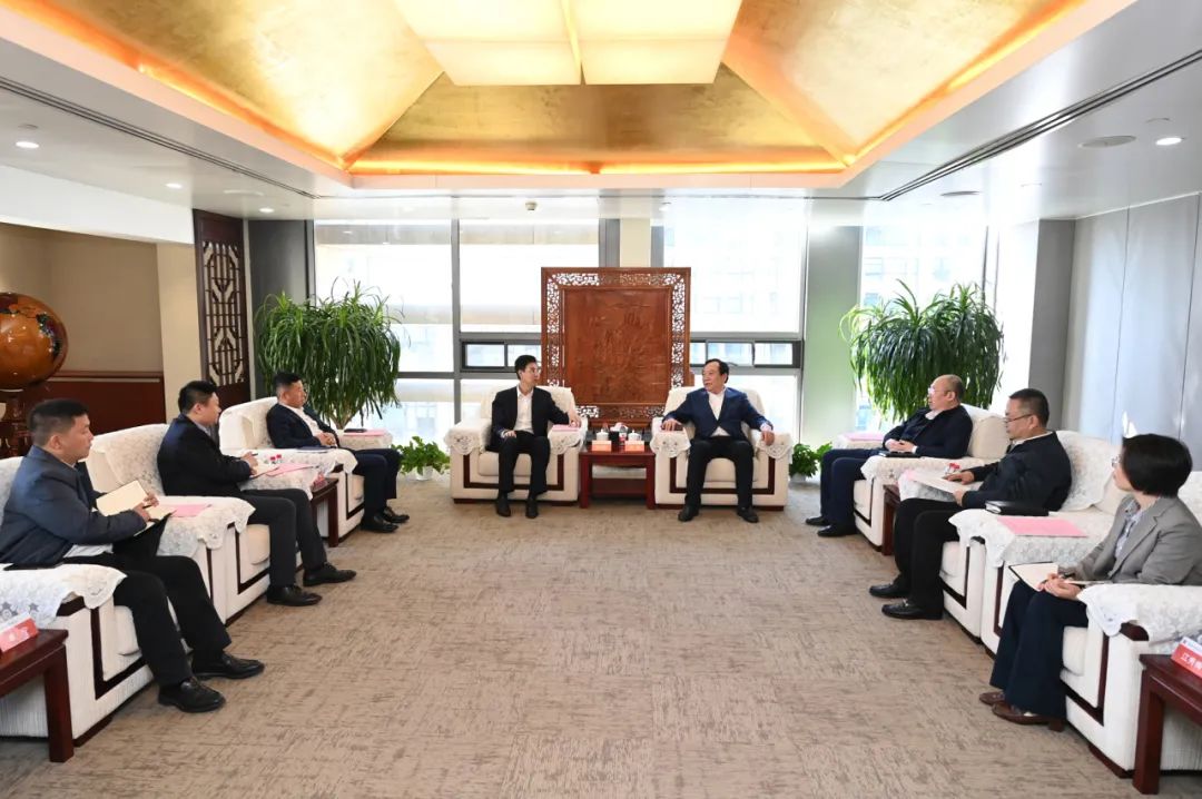 大唐國際黨委書記、董事長李凱會見中建五局黨委書記、董事長田衛(wèi)國